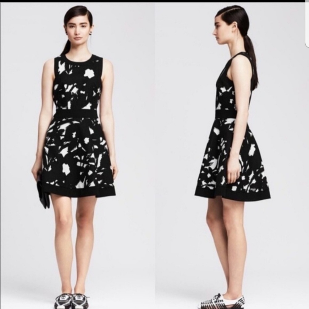 Banana Republic Black & White Woven Floral